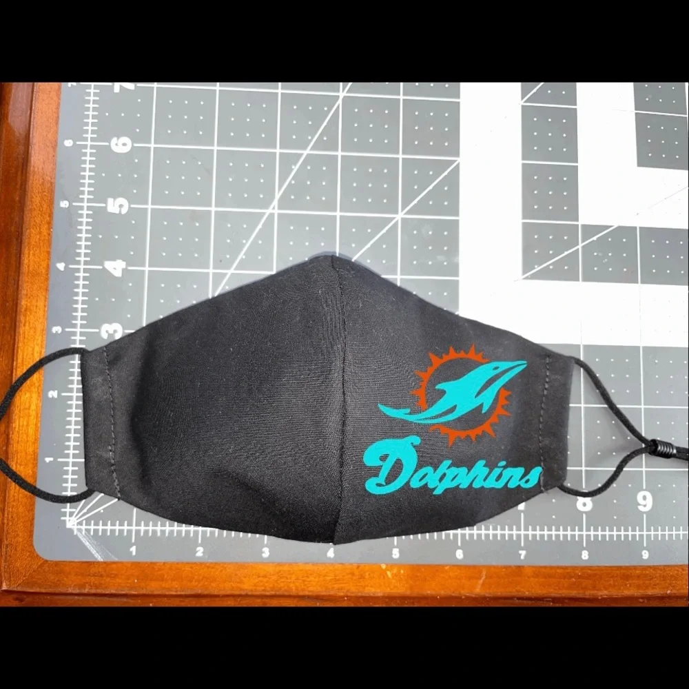 Miami dolphins face mask